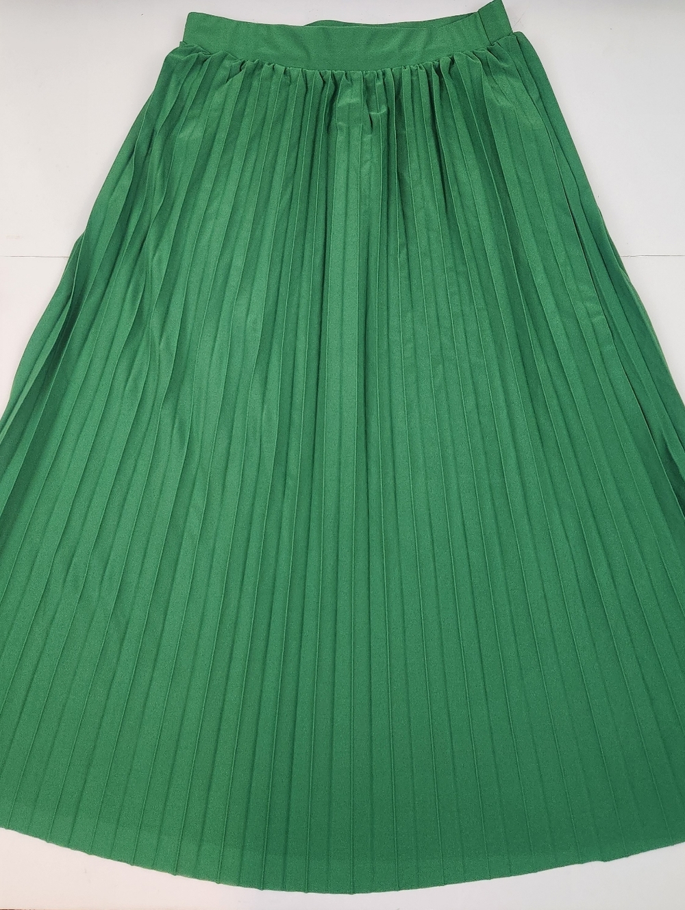 Green Pleated Midi Skirt - Brand